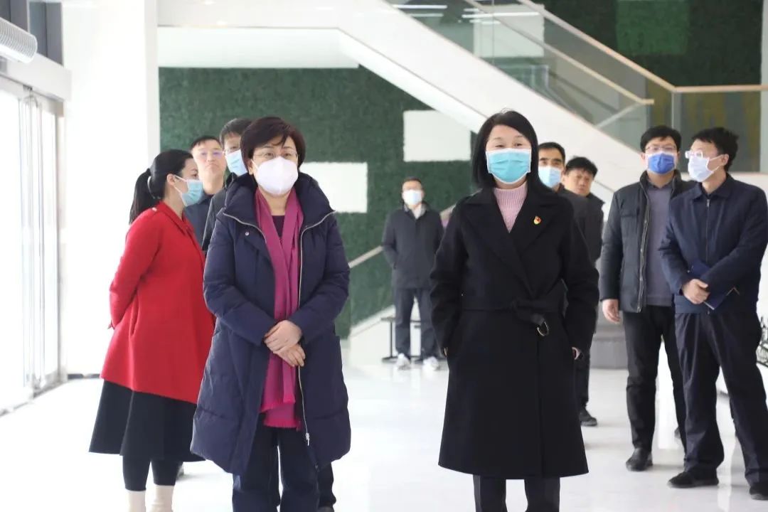 河南省科技廳黨組書(shū)記、廳長(zhǎng)陳向平銀金達(dá)調(diào)研